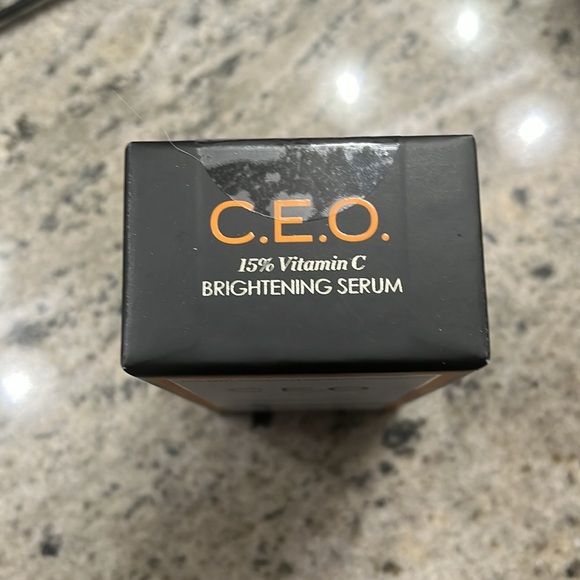 Sunday Riley CEO brightening serum - brand new - .5 Fl oz - Picture 5 of 6